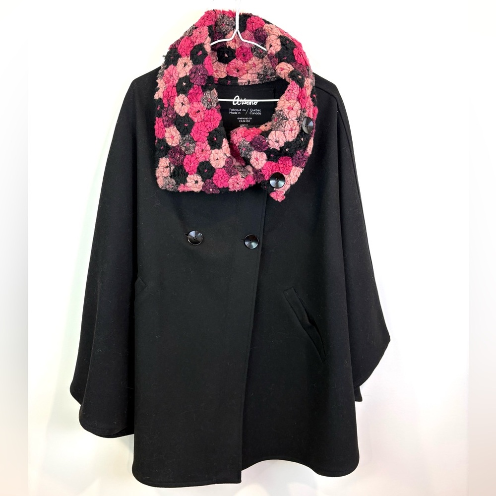 Arseno 100% merino wool cape with Pink and Cream Floral Collar O/S
